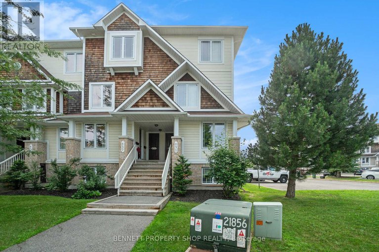 28651589/58-631-louis-toscano-drive/avalon-east/ottawa/ontario/K4A0B7_1