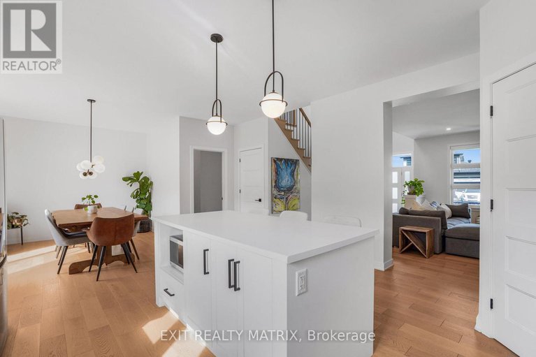 29406766/1144-avignon-street/embrun/russell/ontario/K0A1W0_9