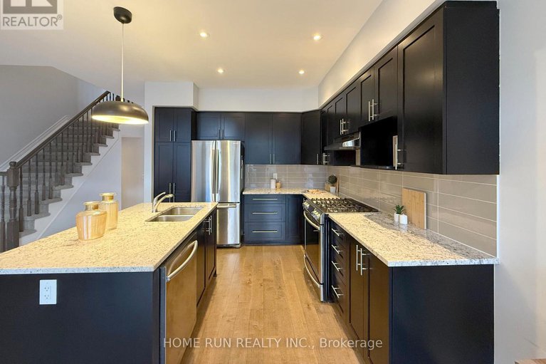 29073806/781-brian-good-avenue/riverside-southgloucester-glen/ottawa/ontario/K4M0E3_8