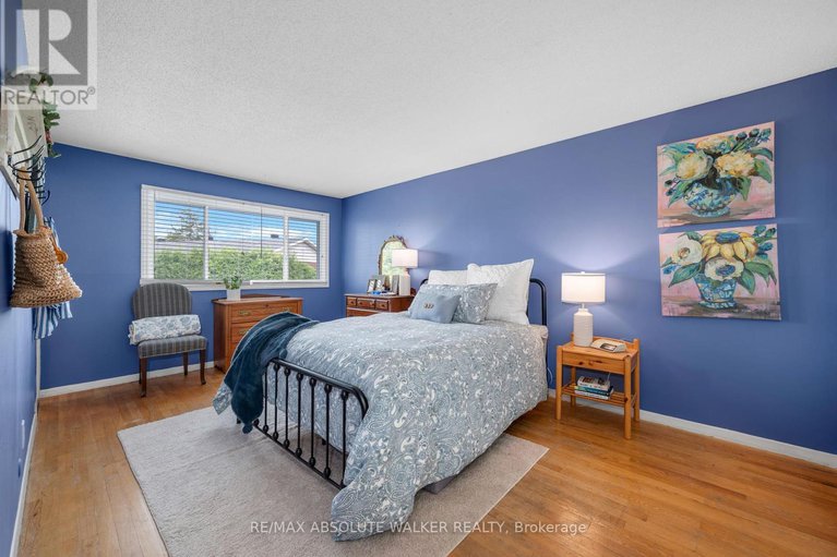 28463619/1881-greenacre-crescent/beacon-hill-south/ottawa/ontario/K1J6S7_18