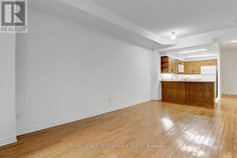 29479341/103-134-york-street/lower-townbyward-market/ottawa/ontario/K1N1K8_6