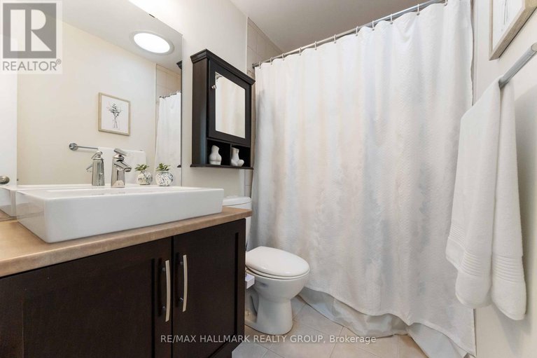 28873481/330-boudreau-street/vanier/ottawa/ontario/K1L0A7_25