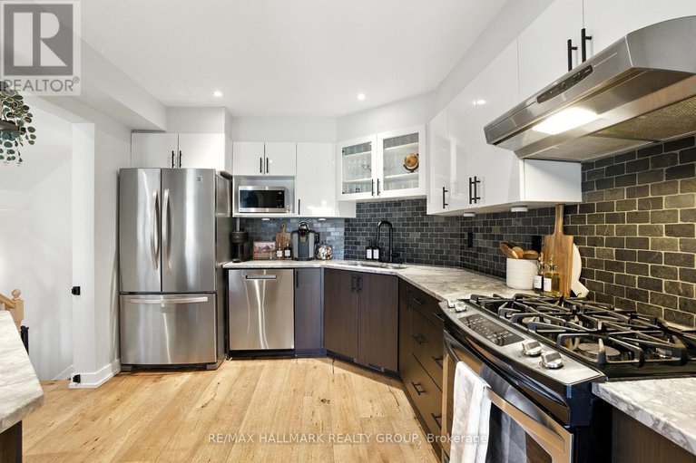 28521802/2253-marble-crescent/town-of-rockland/clarence-rockland/ontario/K4K0G9_13