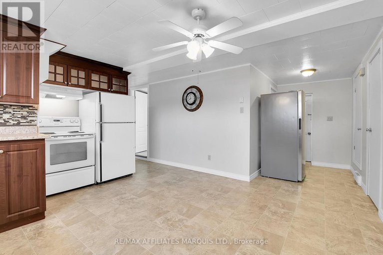 29216176/20391-park-crescent/south-glengarry-charlottenburgh-twp/south-glengarry/ontario/K0C1L0_22