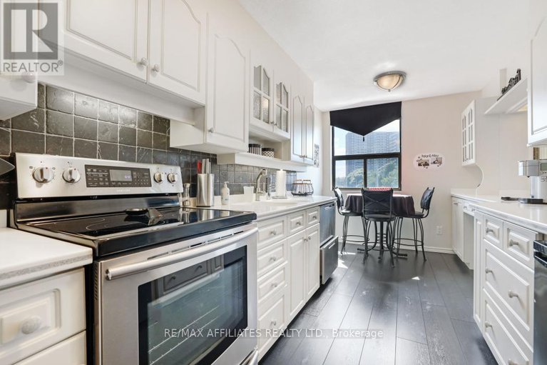 28570878/304-1190-richmond-road/woodroffe/ottawa/ontario/K2B8J3_15