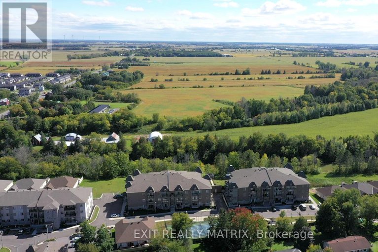 29598093/305-300-solstice-crescent/embrun/russell/ontario/K0A1W0_36