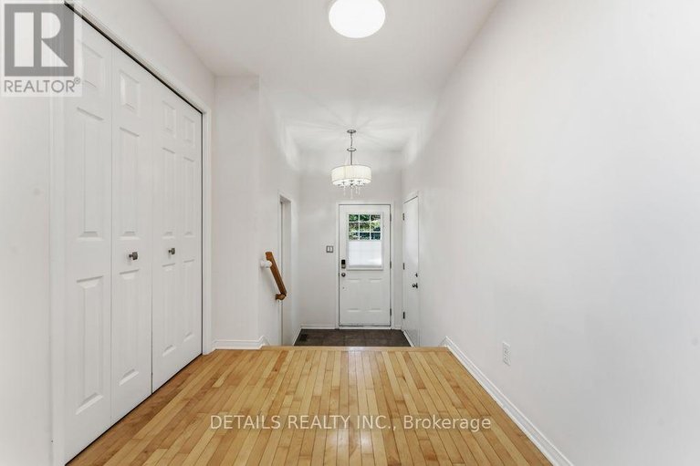 29659190/8-wimbledon-way/morgans-grantsouth-march/ottawa/ontario/K2K3J2_4