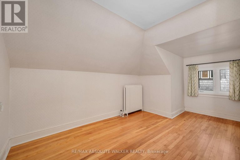 28422236/210-rideau-terrace/lindenlea/ottawa/ontario/K1M0Z2_25