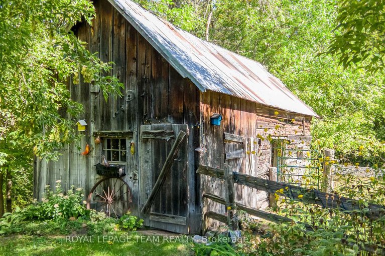 28847636/2828-con10-n/pakenham/mississippi-mills/ontario/K0A2X0_24