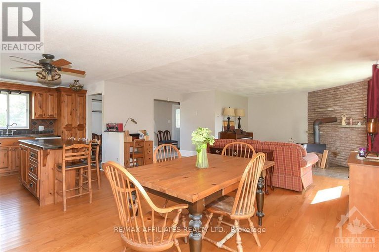27595829/1860-greys-creek-road/greely/greely/ontario/K4P1H7_10