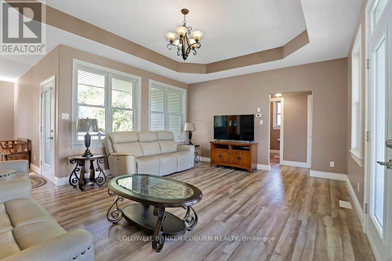 28976193/13394-county-rd-41-road/south-dundas-williamsburgh-twp/south-dundas/ontario/K7R3L2_15