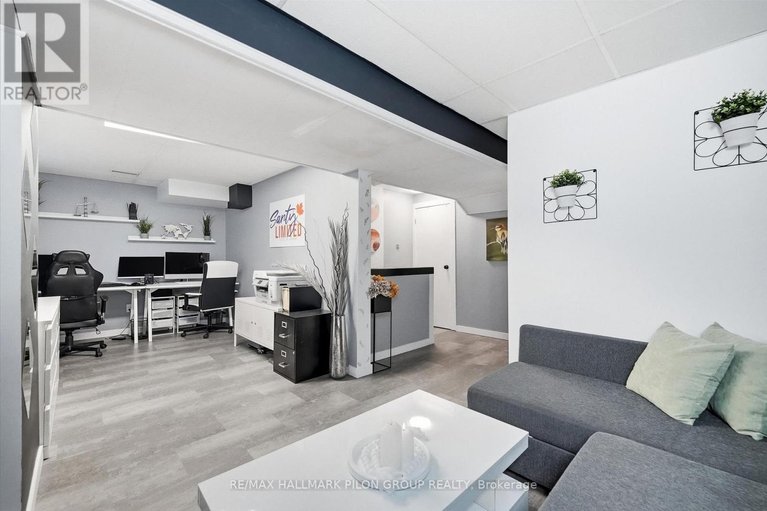 29538361/1456-prestone-drive/bilberry-creekqueenswood-heights/ottawa/ontario/K1E1M4_18