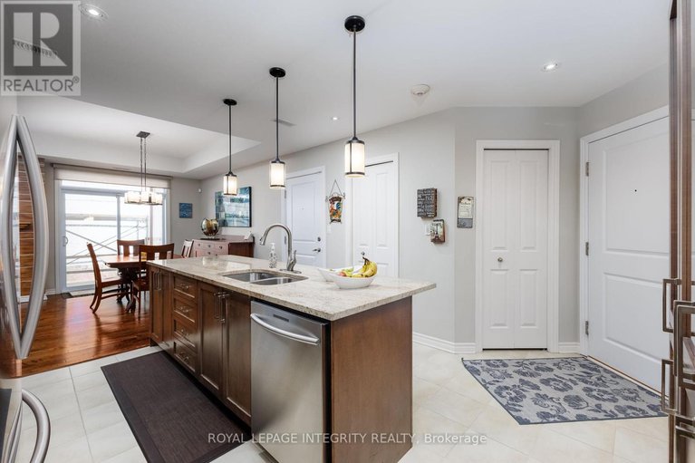 28579915/7-70-prestige-circle/chatelaine-village/ottawa/ontario/K4A0Y1_16