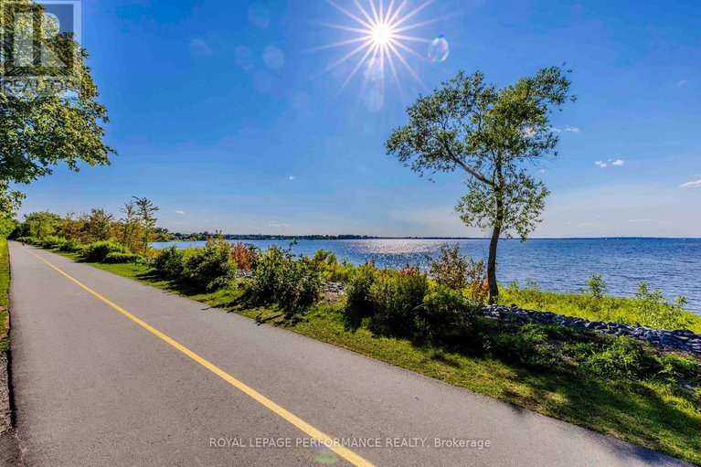 29320189/98-boyce-avenue/britannia/ottawa/ontario/K2B6J2_35