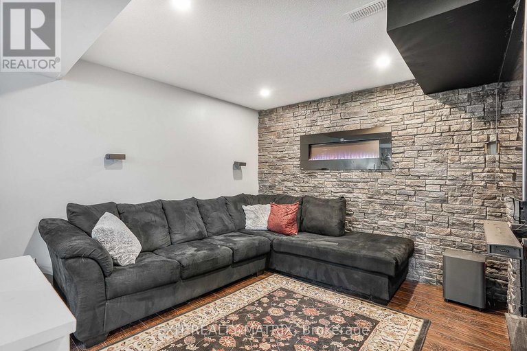 28591777/48-albert-street/embrun/russell/ontario/K0A1W0_23