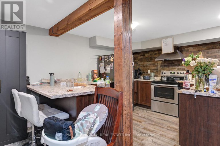 28785277/845-trojan-avenue/castle-heightsrideau-high/ottawa/ontario/K1K2P8_10