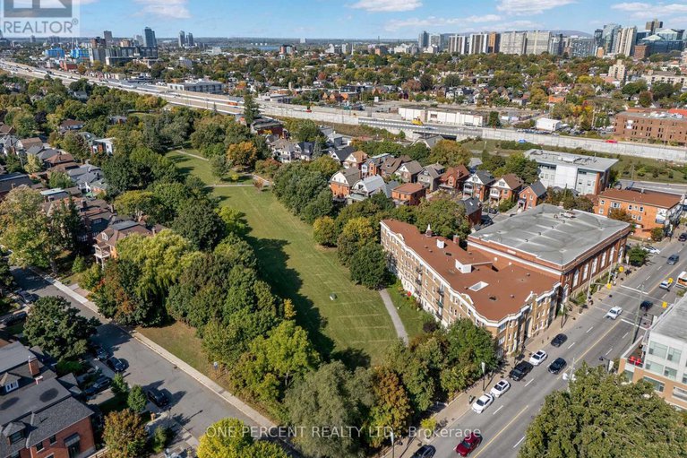 28911453/25-612-bank-street/glebe/ottawa/ontario/K1S3T6_35