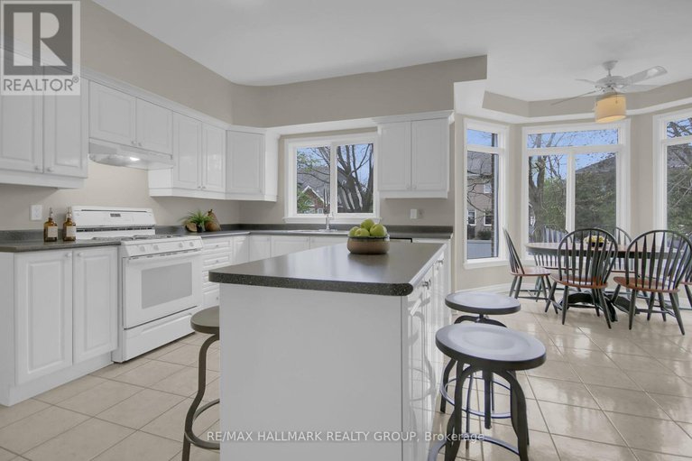 28324389/138-shaughnessy-crescent/kanata-lakesheritage-hills/ottawa/ontario/K2K2N3_21