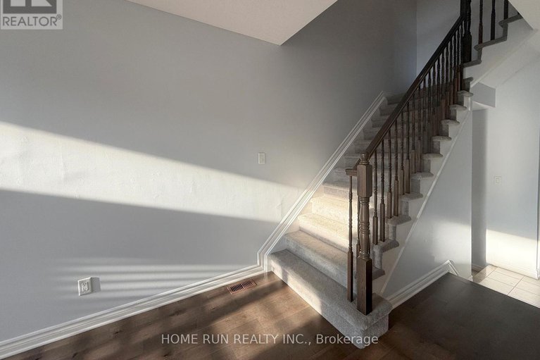 28885401/781-brian-good-avenue/riverside-southgloucester-glen/ottawa/ontario/K4M0E3_16