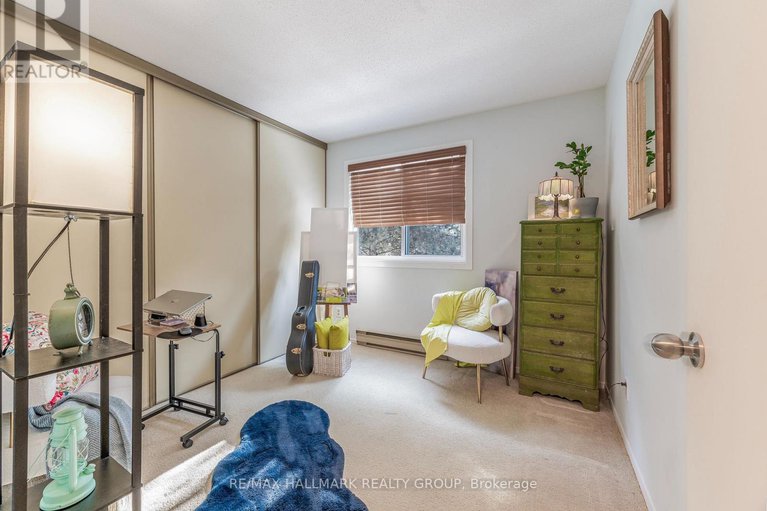 29371186/302-318-lorry-greenberg-drive/hunt-club-parkgreenboro/ottawa/ontario/K1T2R5_27