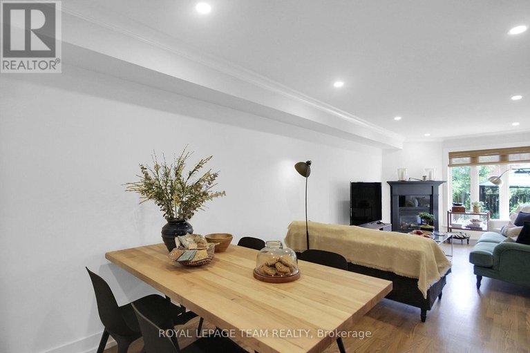 28846552/112-talltree-crescent/stittsville-central/ottawa/ontario/K2S0A9_7