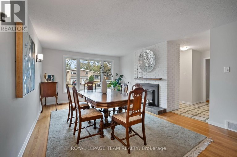 29622304/45-welkin-crescent/borden-farmstewart-farmcarleton-heightsparkwood-hills/ottawa/ontario/K2E5M4_11