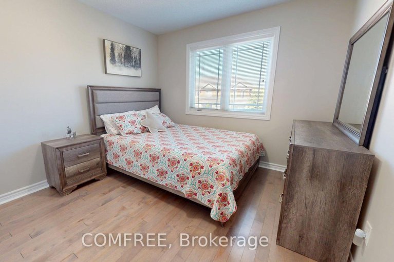 29274560/433-barrick-hill-road/emerald-meadowstrailwest/ottawa/ontario/K2M0H7_19