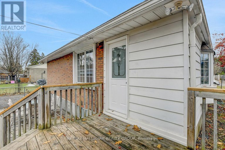 29145241/13-dunham-street/cardinal-heights/ottawa/ontario/K1J7L5_40