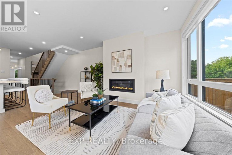 29125284/71-king-george-street/overbrookcastle-heights/ottawa/ontario/K1K1V4_10