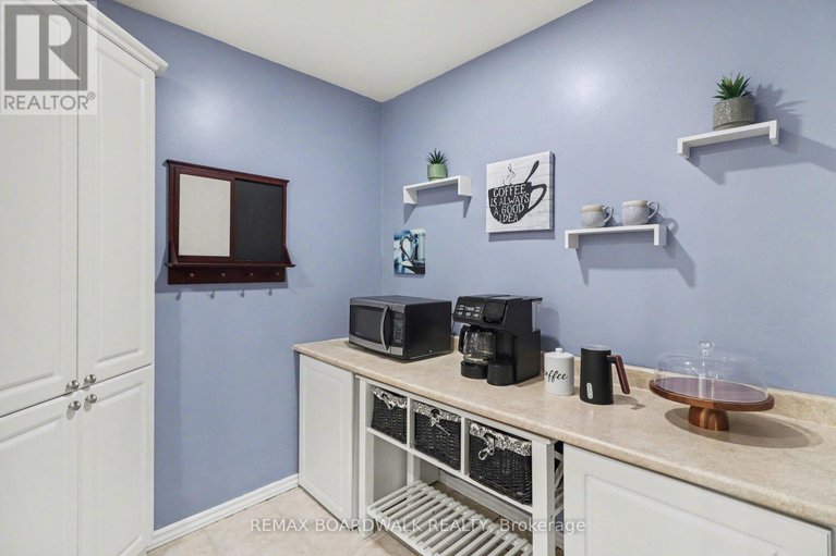 29433243/3-443-canotia-place/fallingbrookpineridge/ottawa/ontario/K4A2K1_15