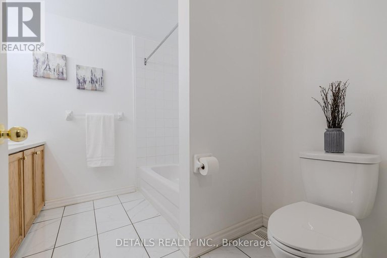 29074499/2592-crosscut-terrace/emerald-woodssawmill-creek/ottawa/ontario/K1T4A1_28