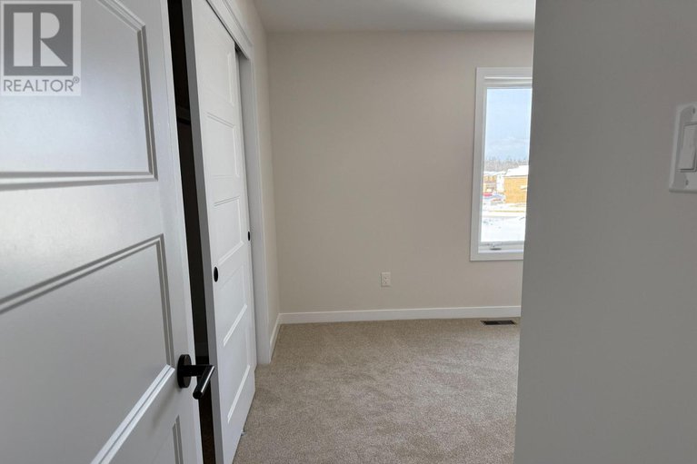 29330724/210-ginebik-way/blossom-parkkemp-parkfindlay-creek/ottawa/ontario/K1X0H4_27