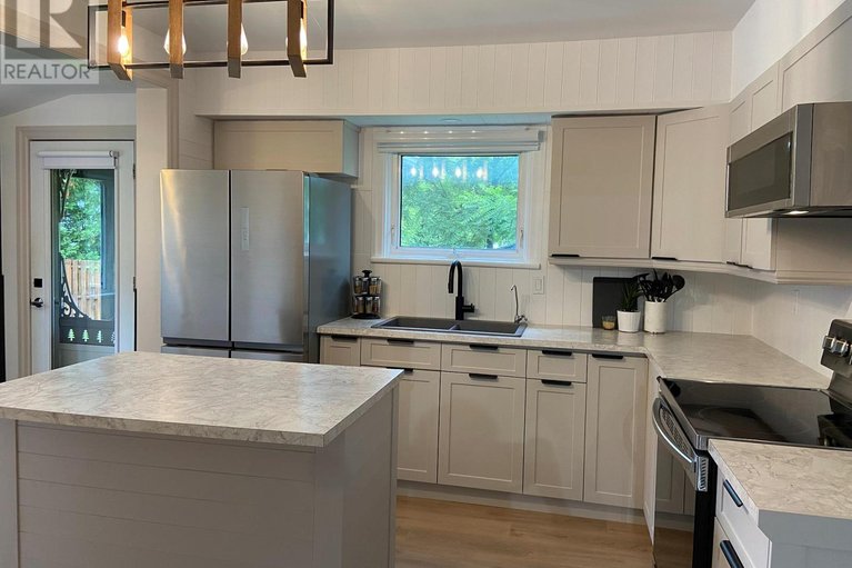 29449500/2545-market-street/cumberland-village/ottawa/ontario/K4C1A4_11