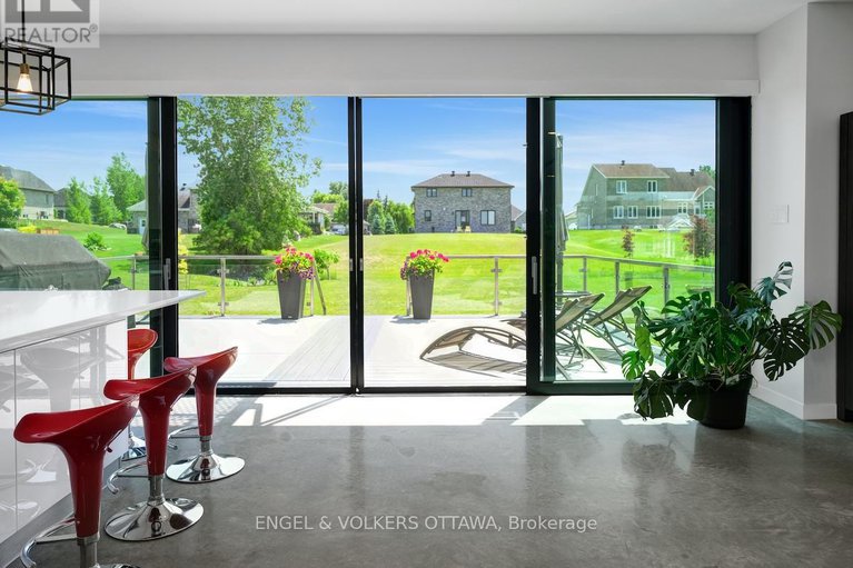 28726162/46-forest-hill-road/long-sault/south-stormont/ontario/K0C1P0_13