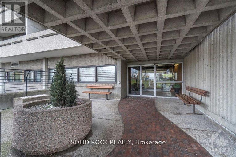 29442011/309-415-greenview-avenue/britannia/ottawa/ontario/K2B8G5_5