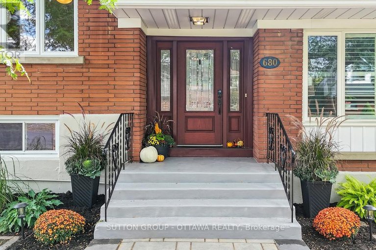 28890057/680-weston-drive/elmvale-acres/ottawa/ontario/K1G1V8_3
