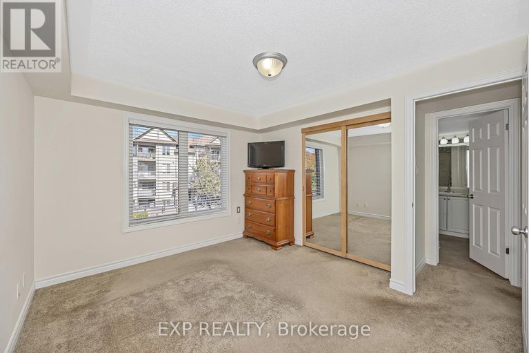 28967485/6-585-stonefield-private/barrhaven-east/ottawa/ontario/K2G4R4_24