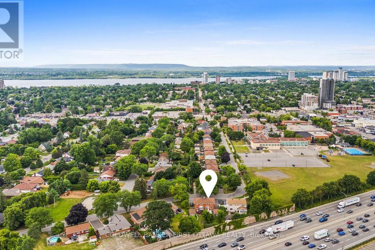 28793444/1788-ernest-avenue/mckellar-heights/ottawa/ontario/K2A1M1_41