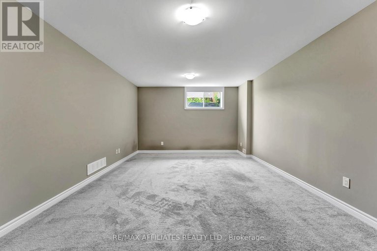 28562924/625-trigoria-crescent/avalon-west/ottawa/ontario/K4A1B1_32
