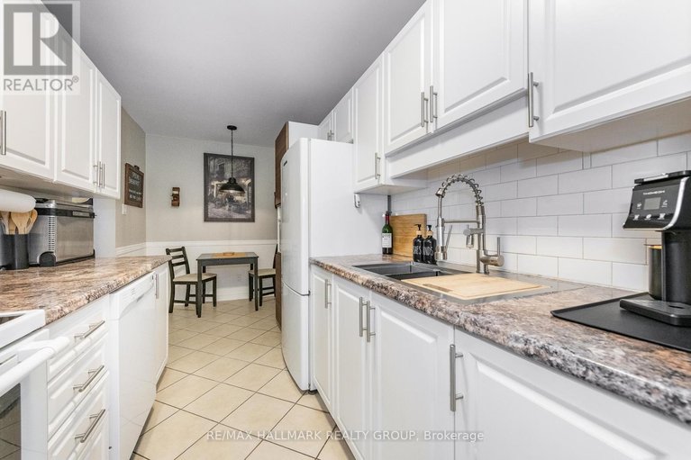 29467530/23-485-canotia-place/fallingbrookpineridge/ottawa/ontario/K4A2K3_20