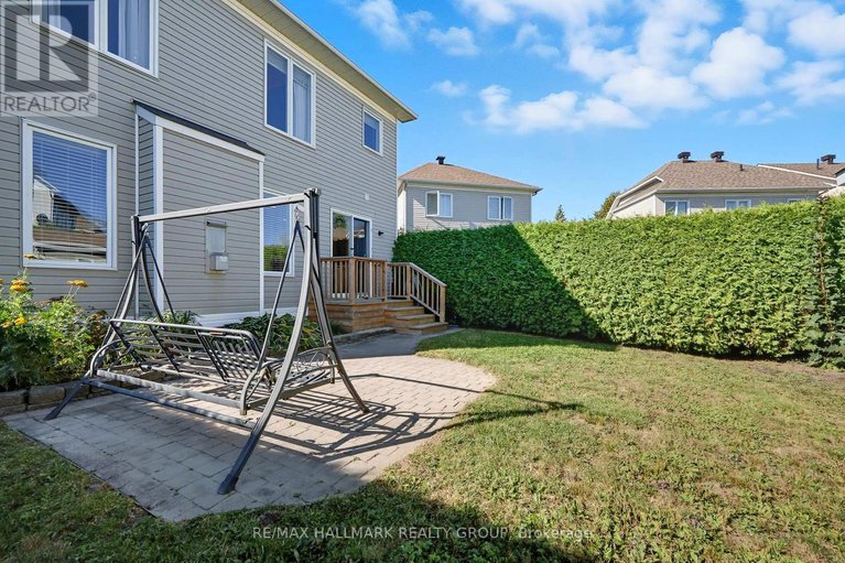 28869217/2357-raintree-drive/orleans-village/ottawa/ontario/K1W1J3_29