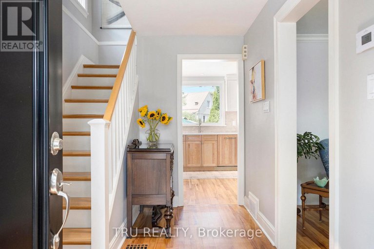 28633554/36-bullock-avenue-ne/ottawa-east/ottawa/ontario/K1S1H1_2
