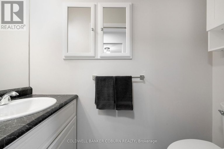 28923083/72-dr-gordon-crescent/kemptville/north-grenville/ontario/K0G1J0_16