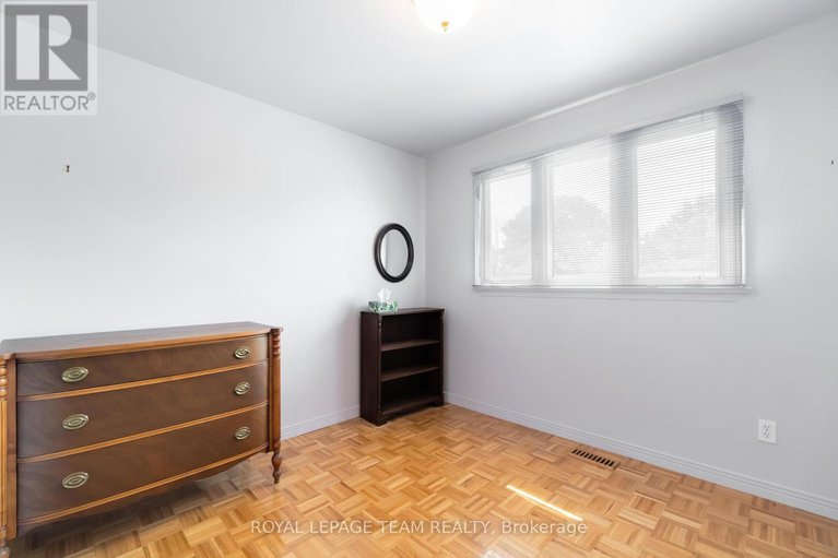 28614426/207-curry-street/kemptville/north-grenville/ontario/K0G1J0_25