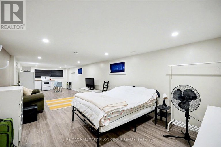 29284752/2089-bangor-street/elmvale-acresurbandale/ottawa/ontario/K1G2X6_14