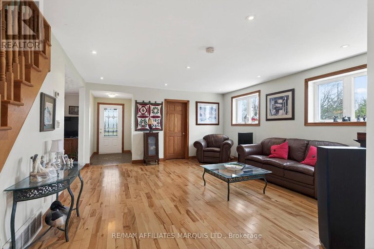 29638282/18604-mcgillivray-road/south-glengarry-charlottenburgh-twp/south-glengarry/ontario/K0C1S0_20