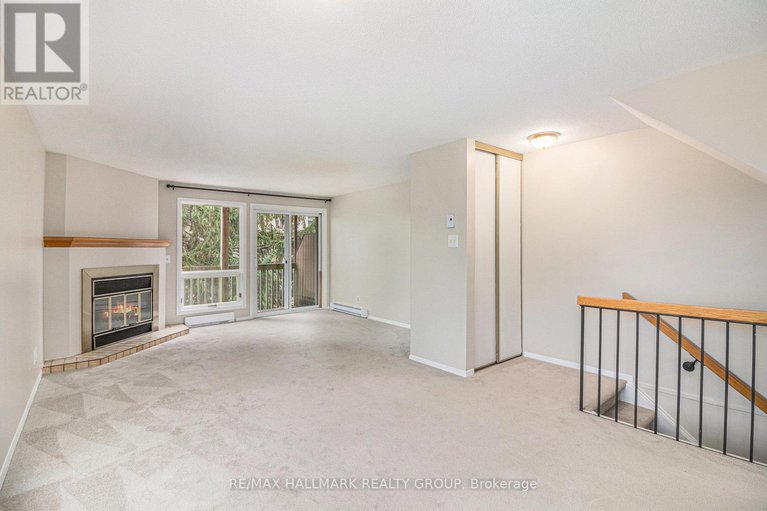 29126202/b-6716-jeanne-darc-boulevard-n/convent-glen-north/ottawa/ontario/K1C6E9_4