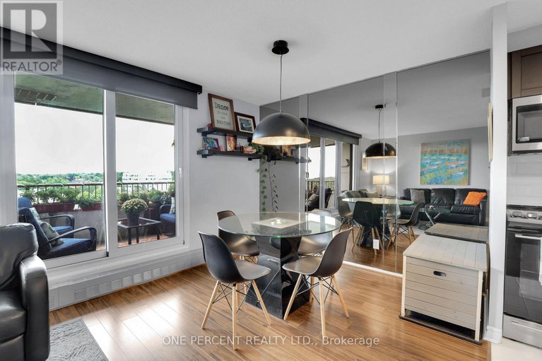 28516764/1408-1785-riverside-drive/riverview-park/ottawa/ontario/K1G3T7_13