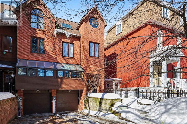 29428183/c-595-besserer-street/sandy-hill/ottawa/ontario/K1N6C8_2