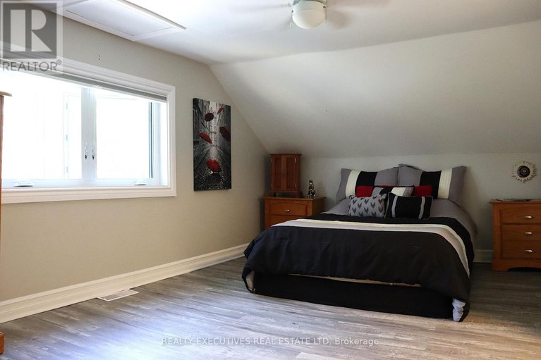 28771764/11908-toyeshill-road/south-dundas-matilda-twp/south-dundas/ontario/K0C2H0_28
